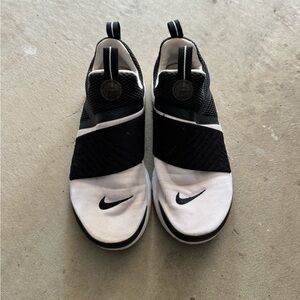 Black and White Nike Prestos